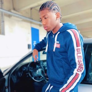 Meet your Posher, Cameron